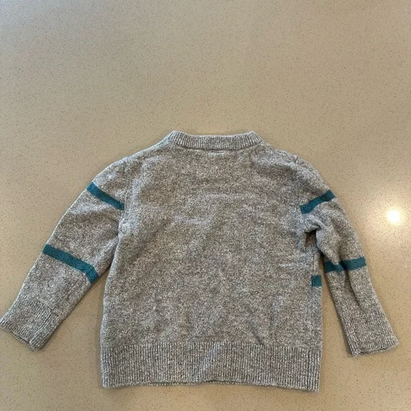 Baby GAP Grey Striped Crewneck Sweater Size 2T - Picture 2 of 4